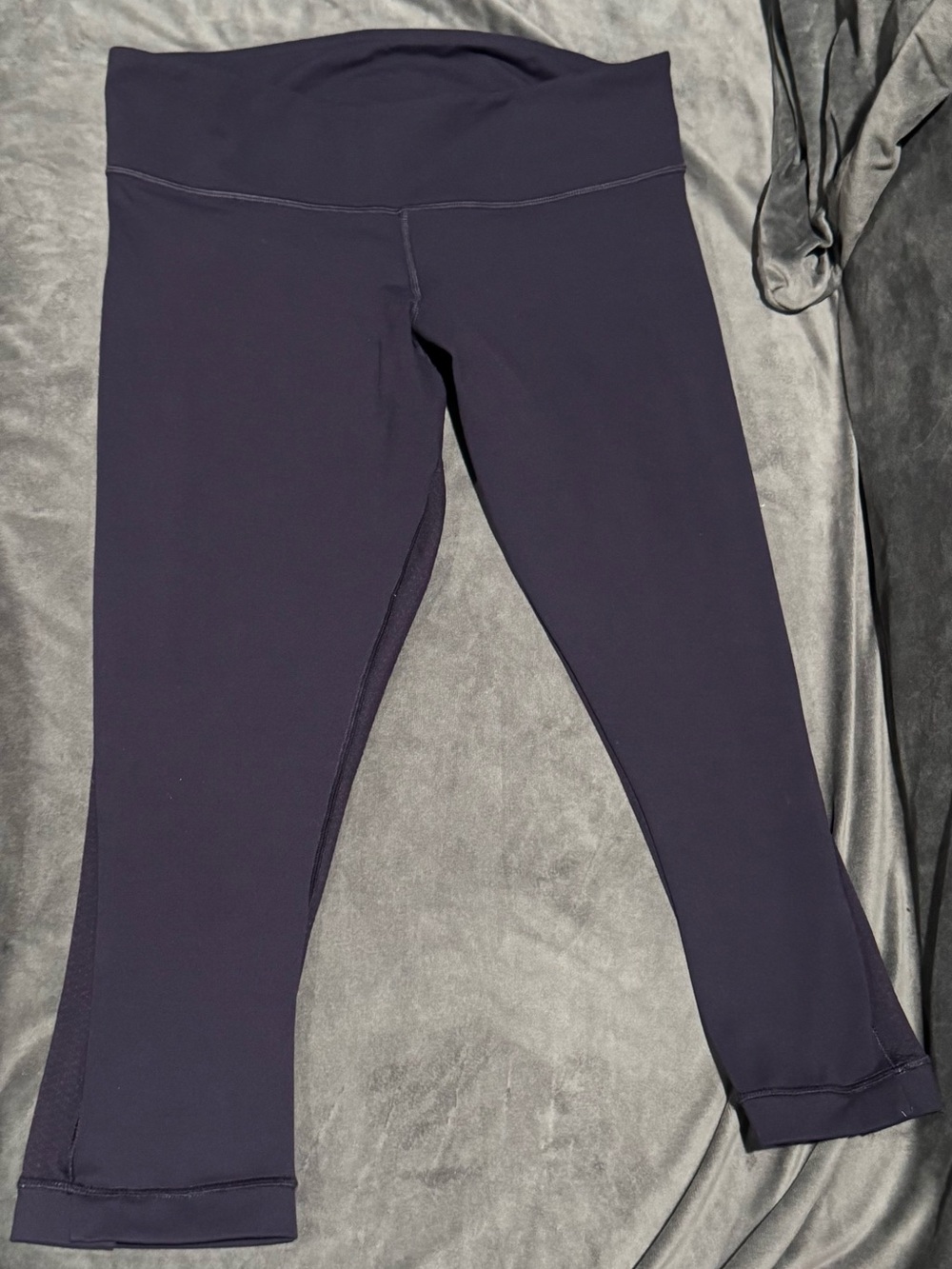 Lululemon Pace Rival Crop 22" Full-On Luxtreme - Black Grape - Size 10